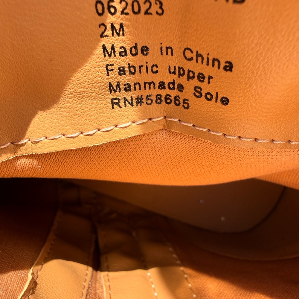 Nordstrom 
Girls
Size 2
Camel 
Suede style Boots - Picture 5 of 5